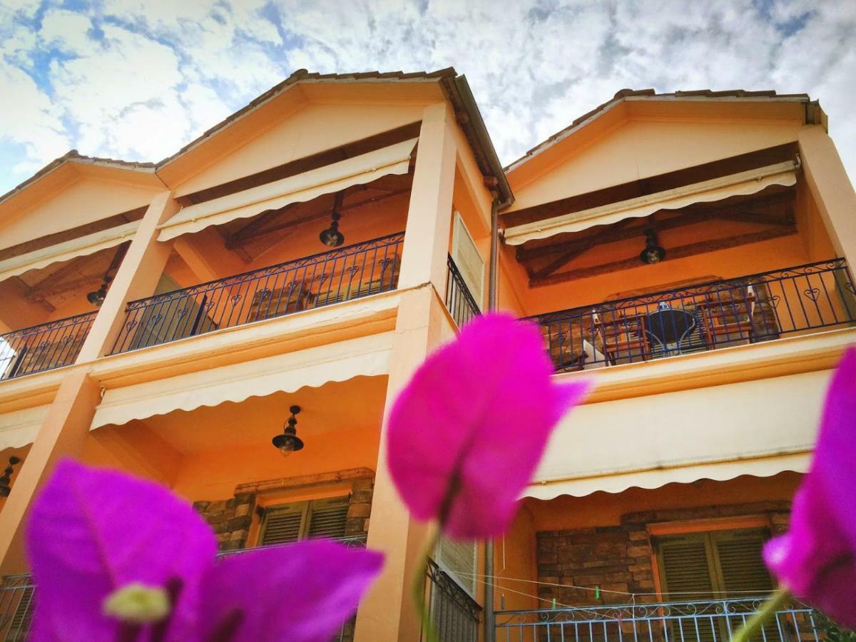 Trocolo Apartments Sívota Zewnętrze zdjęcie
