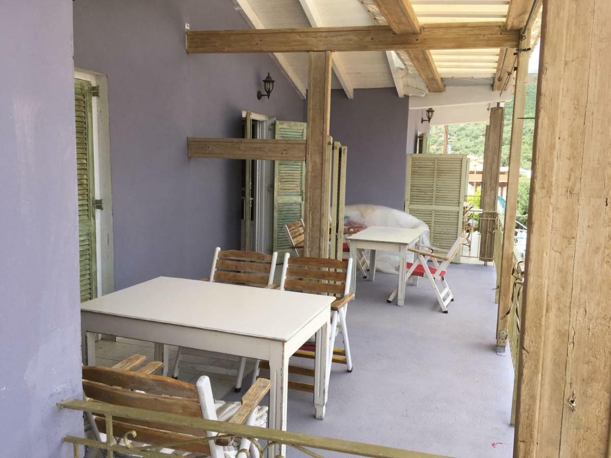 Trocolo Apartments Sívota Zewnętrze zdjęcie